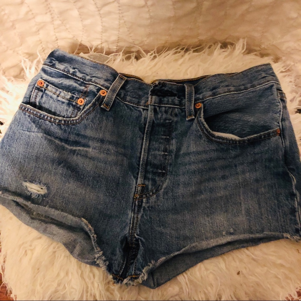 Levi shorts